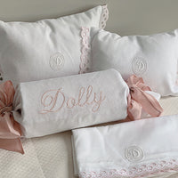 Almohada mediana a juego de las sábanas