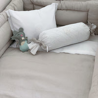 Almohada mediana a juego de las sábanas