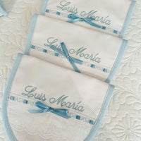 Set de babero y repetidor