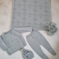 Conjunto color gris de punto y cobija personalizados